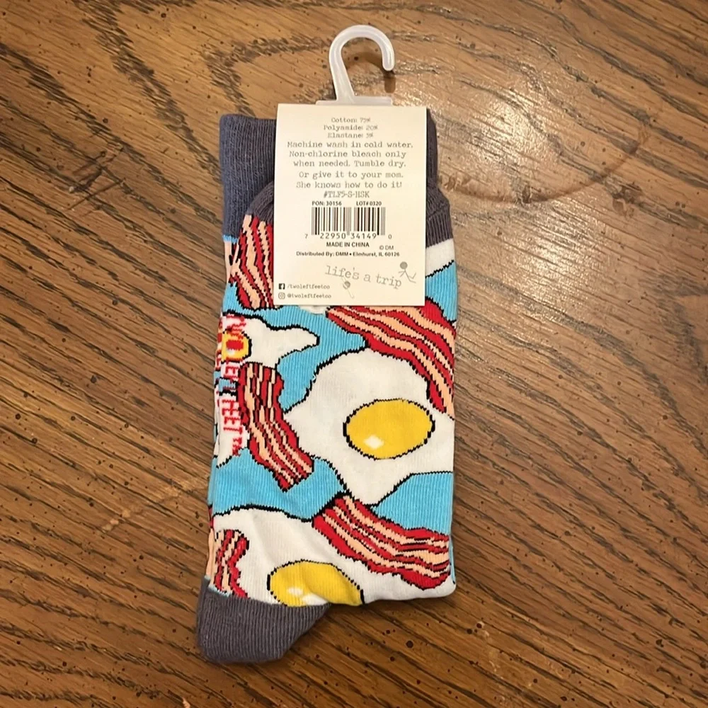 Bacon and eggs socks‎